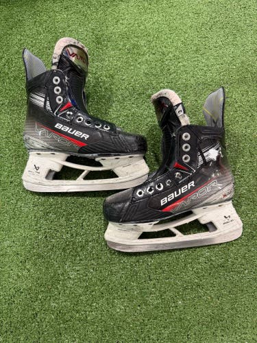Bauer S23 Vapor Shift Pro Hockey Skates |  Size 3D