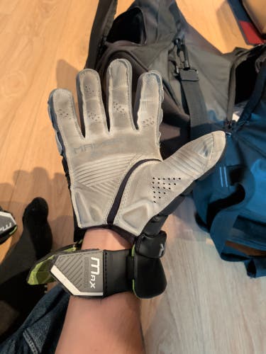 Maverik Max Lacrosse Gloves (Used)