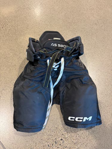 Black Junior Small CCM Tacks AS 580 Hockey Pants (Used)