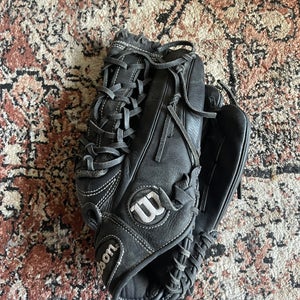 Wilson A600 RH Baseball Glove 14" (Used)