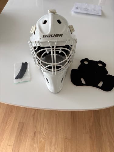 Senior Medium Bauer NME One Goalie Mask (Used)