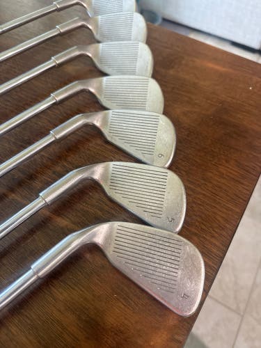 Men's Ping Eye 2 Right Handed Iron Set Stiff Flex (Used)