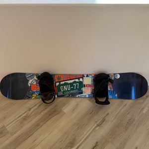 Men's GNU Snowboard All Mountain With Bindings 154 cm (Used)