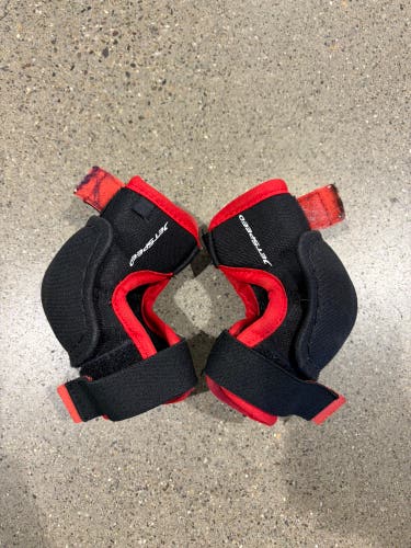 Youth Small CCM Elbow Pads (Used)