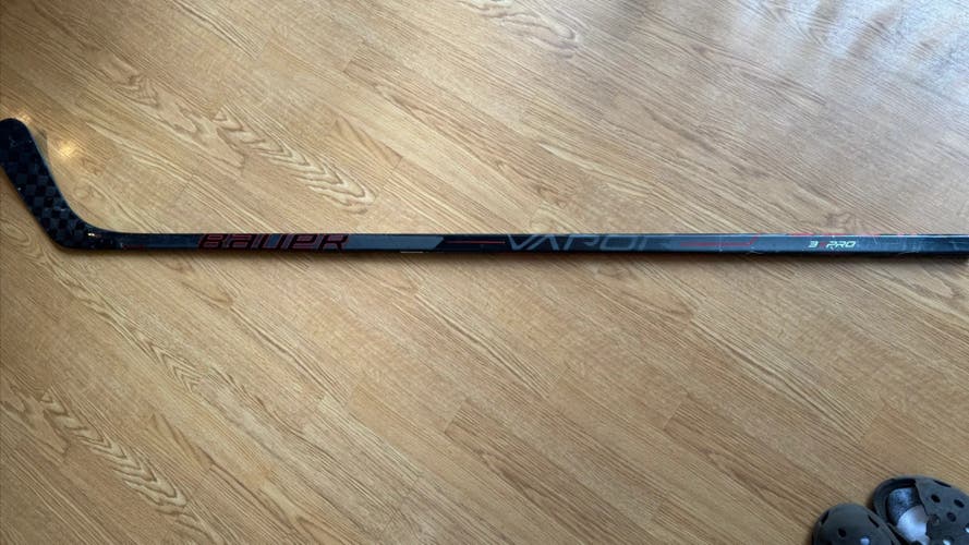Senior Bauer Vapor 3X Pro Right Handed Hockey Stick 87 Flex (Used)