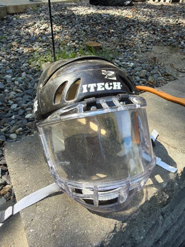 Vintage Medium Itech HC 15 Helmet (Used)
