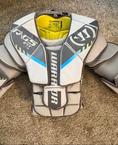 Small / Medium Warrior Ritual G5 Goalie Chest Protector (Used)