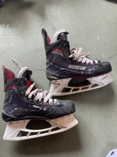Bauer Vapor X Hockey Skates Extra Wide Width 7 (Used)