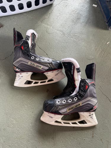 2015 Bauer Vapor X700 Hockey Skates Size 1 (Used)