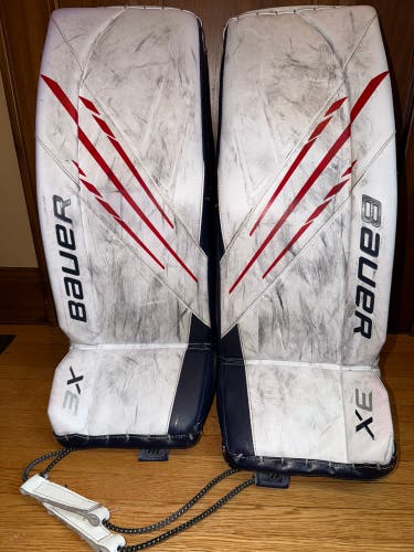 Bauer (Used) Vapor 3x Intermediate Goalie Leg Pads 30+ red/white/navy