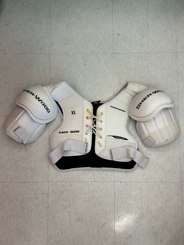 Senior XL Sher-Wood PMP 5030 Shoulder Pads