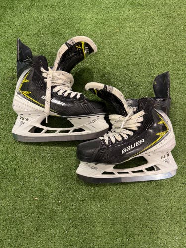 Senior Bauer S25 Vapor Velocity (SMU) Hockey Skates 9 (Used)