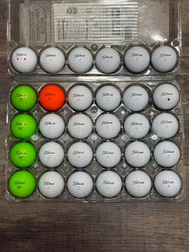 30 Titleist Velocity Golf Balls - 5A/4A Condition