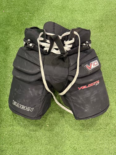 Intermediate Medium Vaughn Velocity V10 Hockey Goalie Pants (Used)