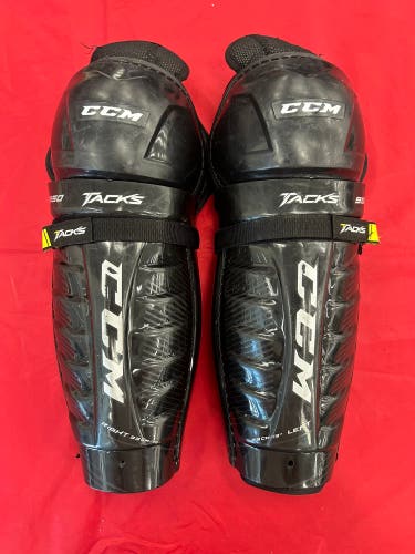 13" Junior CCM Tacks 9550 Shin Pads