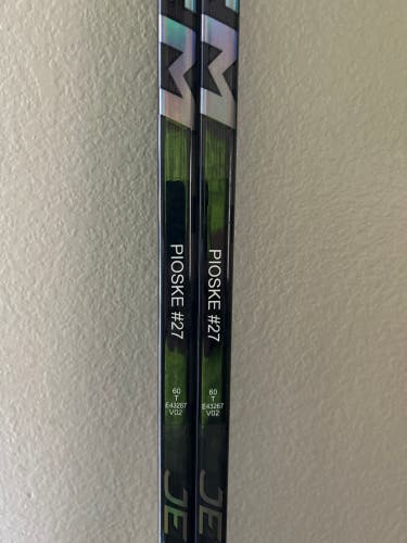 Senior CCM JetSpeed FT7 Pro Left Hand Hockey Stick P29 60 Flex Pro Stock (New)