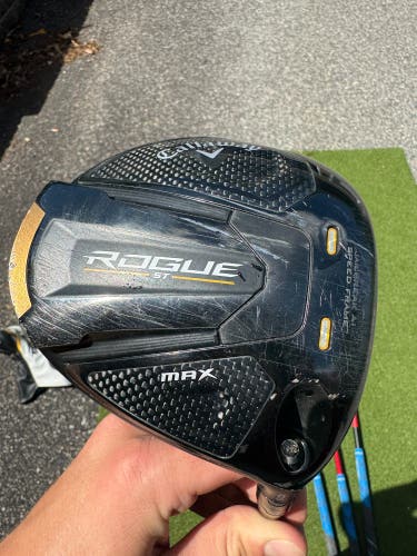 Men's 2022 Callaway Rogue ST Max LS Right Handed Driver Regular Flex 10 Loft Graphite Shaft (Used)