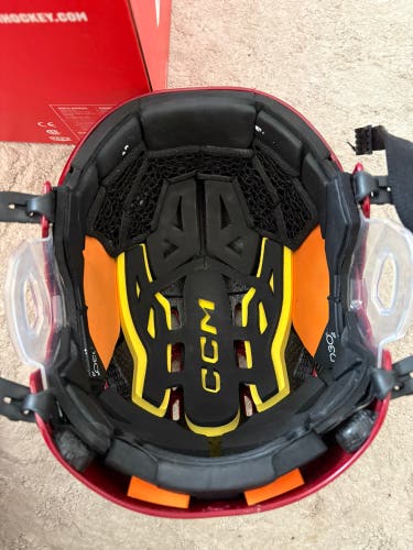 Medium CCM Tacks 720 Helmet (Used)