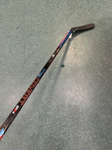 Senior Warrior Covert QRE 4 Hockey Stick Right Handed W88 85 Flex (New)
