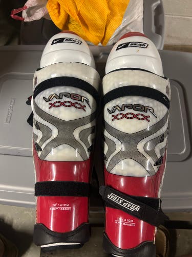 Senior Bauer Vapor XXXX 16" Shin Pads (Used)