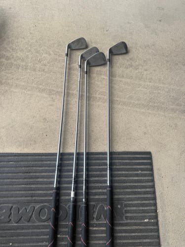 Men's PowerBilt Powerbilt Right Handed Iron Set (Used)