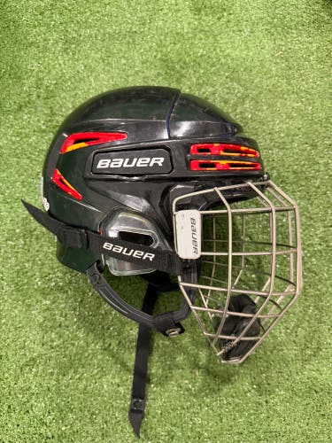 Black Medium Bauer Re-Akt 75 Helmet (Used)