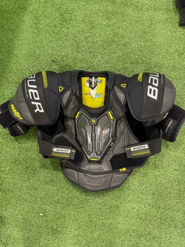 Large Intermediate Bauer Supreme Mach Shoulder Pads (Used)