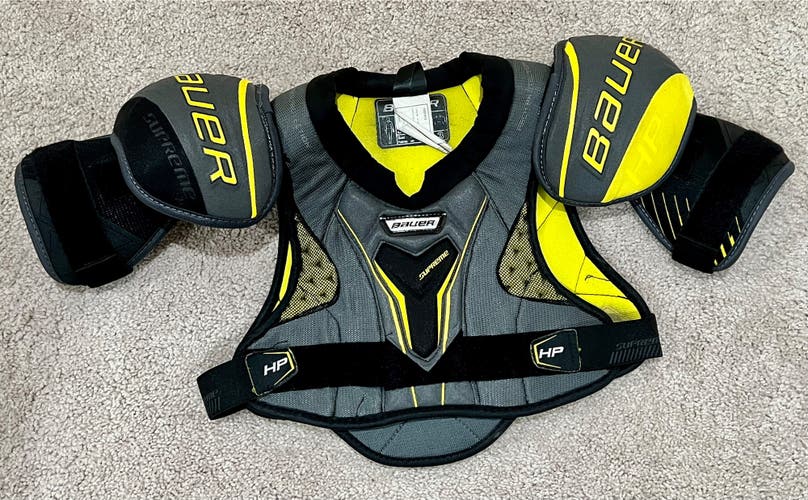 Large Junior Bauer Supreme HP Shoulder Pads (Used)