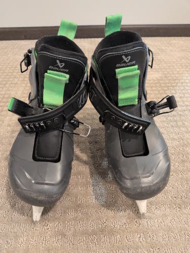 Bauer Konekt HF2 Hockey Goalie Skates Regular Width Size 5 (Used)