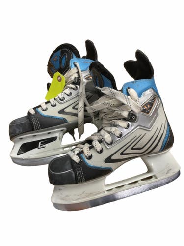 CCM Proformance V 3.0 Size 5.5 Hockey Skates