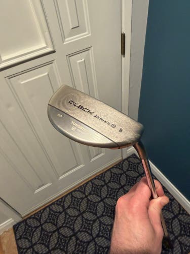 Odyssey Black Series i 9 Right Handed Putter 33.5" (Used)
