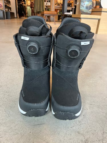 Men's Burton WaveRange X Snowboard Boots | Size 9 (Used)