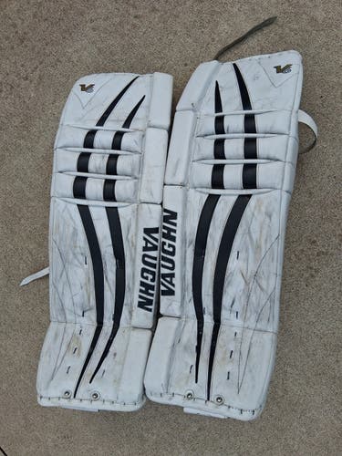 34+2" SR Vaughn Velocity V6 1000 Goalie Leg Pads (Used)