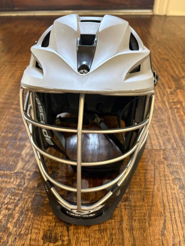 Clean Matte Gray Cascade S Lacrosse Helmet - Men’s Size M / Adult OSFM