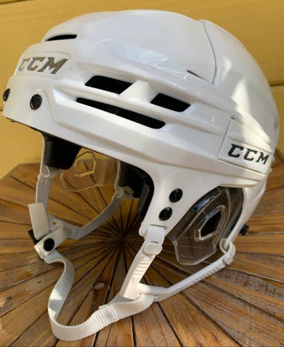 CCM Super Tacks X Helmet White Senior Small *Worn Once - Read Full Description*