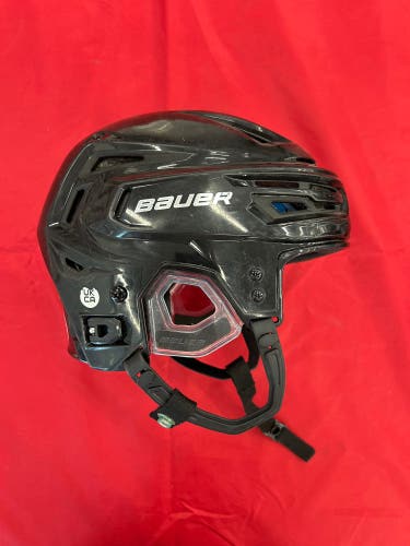 Medium Bauer Re-Akt 150 Helmet