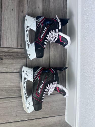 2017 CCM JetSpeed FT360 Hockey Skates Size 6 (Used)