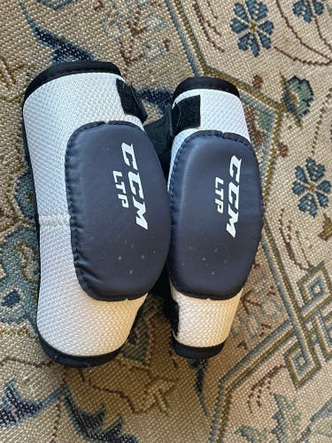 Youth Large CCM LTP Elbow Pads (Used)