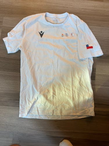 White Medium Women's Shirt (Used)