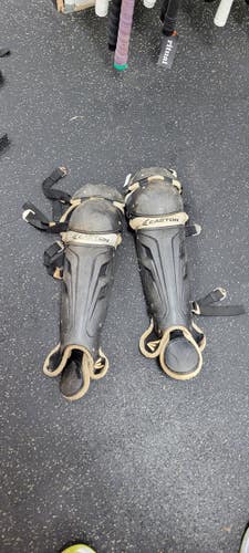 Used Easton YOUTH Catchers Leg Guards Black Youth 11497-S000161269