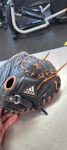 Used Adidas TS3150BR BB/SB Catchers RH Throw Black 31 1/2" 11497-S000161262