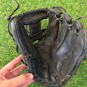 Wilson A950 RH Infield Baseball Glove 11.5" (Used)