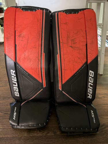 Medium Bauer Supreme M5 Pro Goalie Leg Pads (Used)