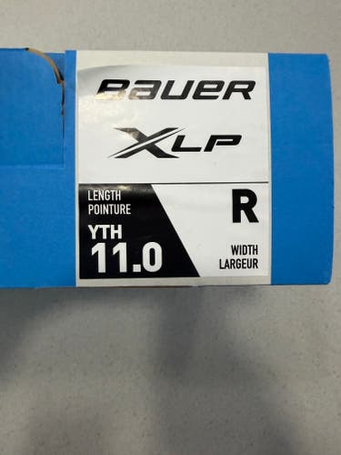 Youth Bauer XLP Hockey Skates Regular Width 11 (New)