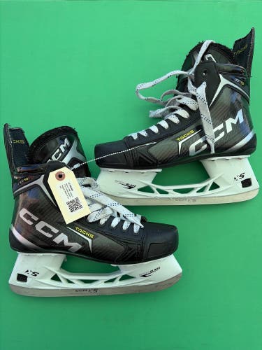 CCM Tacks XF70 Hockey Skates | Regular Width | Size 9