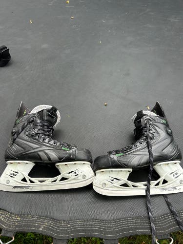 2015 Reebok Ribcor Pump Hockey Skates Regular Width 9.5 (Used)