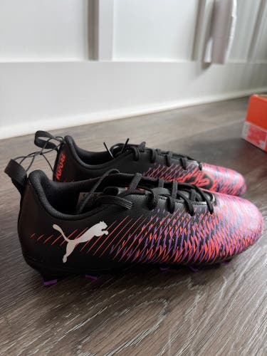 Black Unisex 6Y (Big Kids / Youth) Puma Molded Cleats Cleats (New)