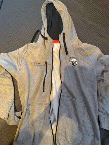 Gray Men's Manchester Monarchs Pro Stock Large CCM Sweatshirt (Used)