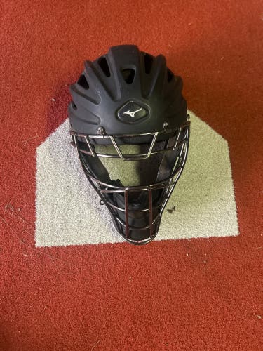 Mizuno G4 Samurai Catcher's Mask (Used)