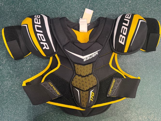 Small Senior Bauer Supreme 170 Shoulder Pads (Used)